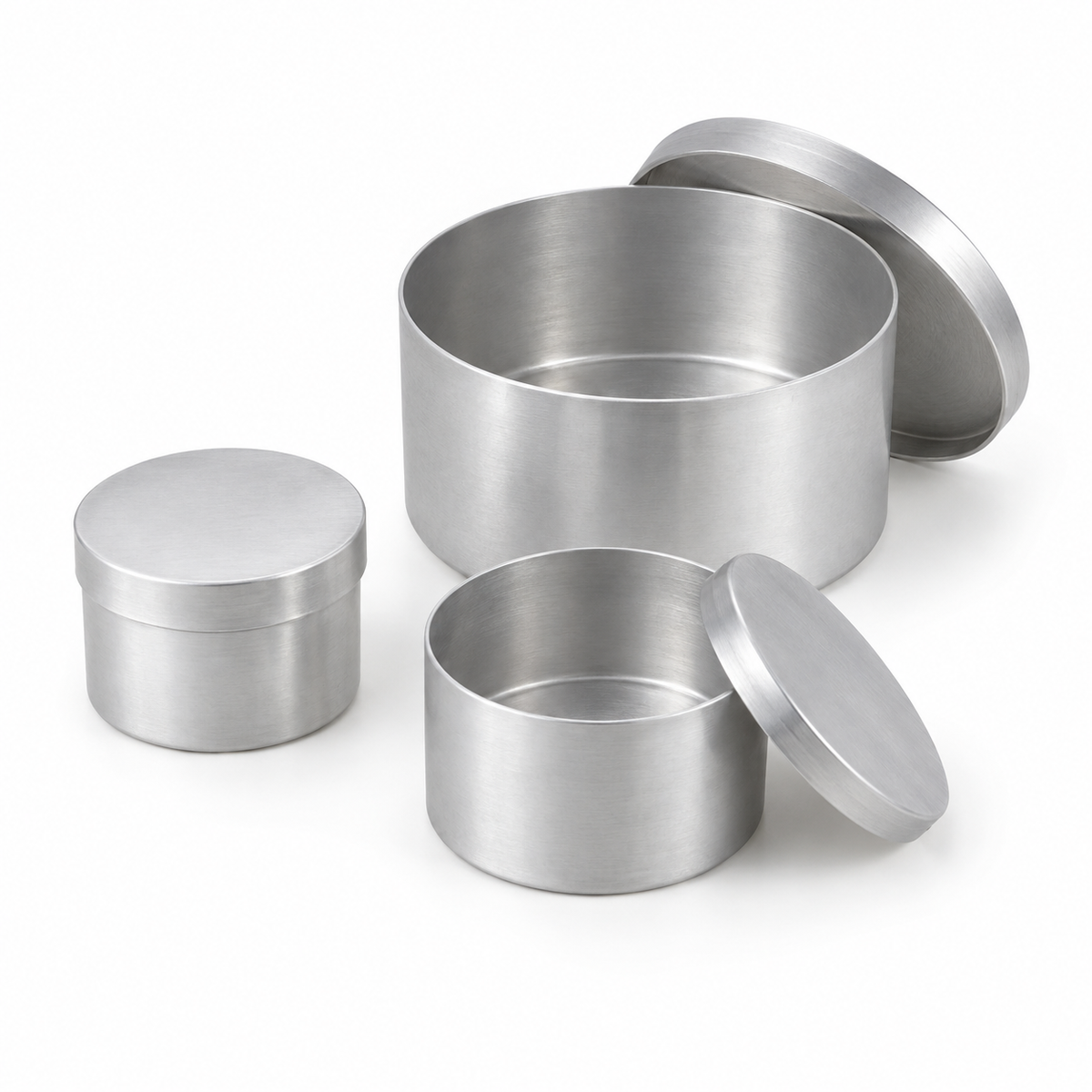 Aluminium laboratory moisture dishes with fitted lids in multiple sizes