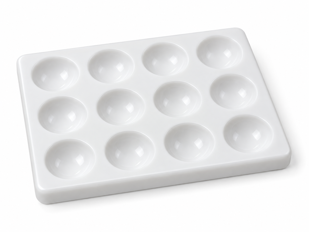Science Essentials white plastic spotting tile 12-cavity